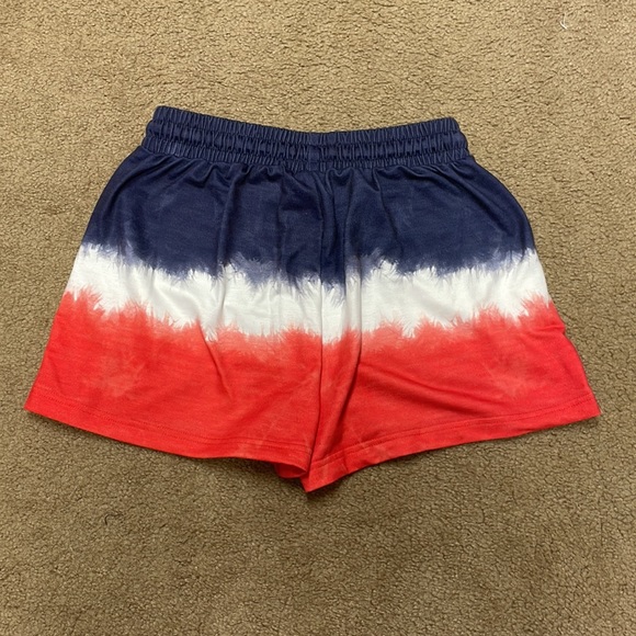 Simply Southern women’s red, white, and blue shorts. Medium - Picture 5 of 5